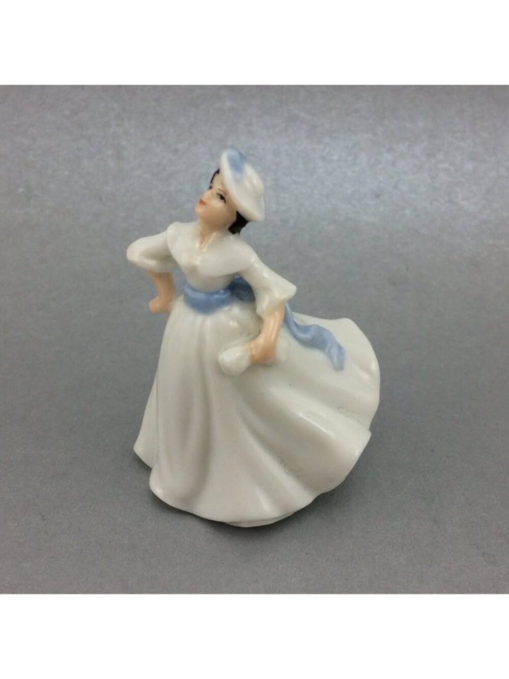 Royal Doulton Margaret Petite Miniature Figurine 2003 #M205